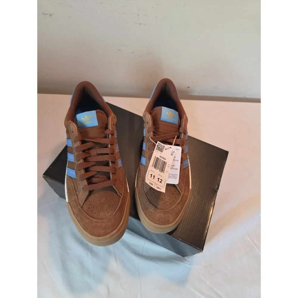 Adidas Nora Unisex New With Box Sneakers Men 11 Women 12 Brown/Blue JP8595 Skate